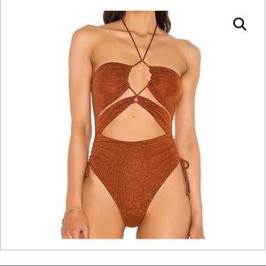 DEVON WINDSOR Faye swim suit